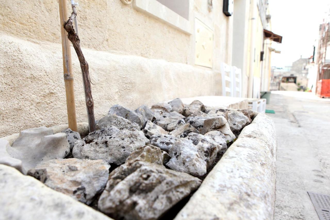 לינה וארוחת בוקר מטרה La Pergola Ai Sassi מראה חיצוני תמונה