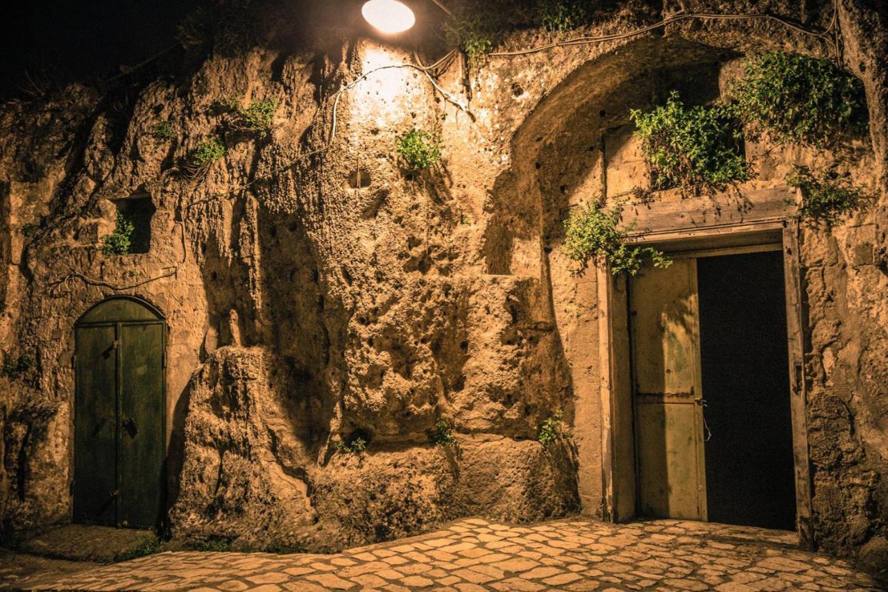 לינה וארוחת בוקר מטרה La Pergola Ai Sassi מראה חיצוני תמונה